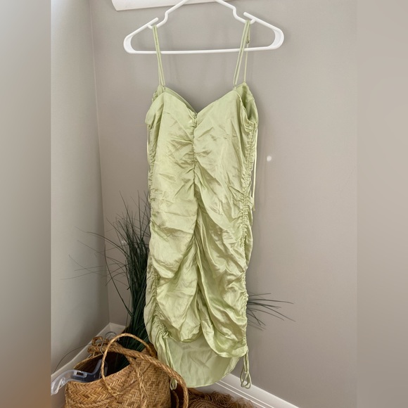 Zara Lime green Satin ruched dress size L - Picture 10 of 13